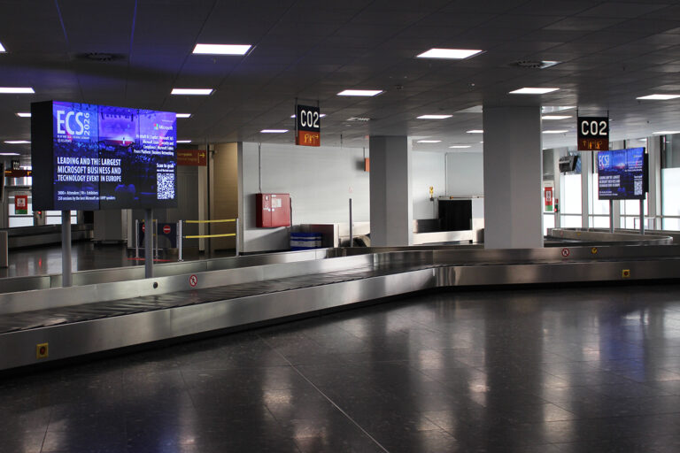 airport_advertising_luggage_claim_cologne_1-kl